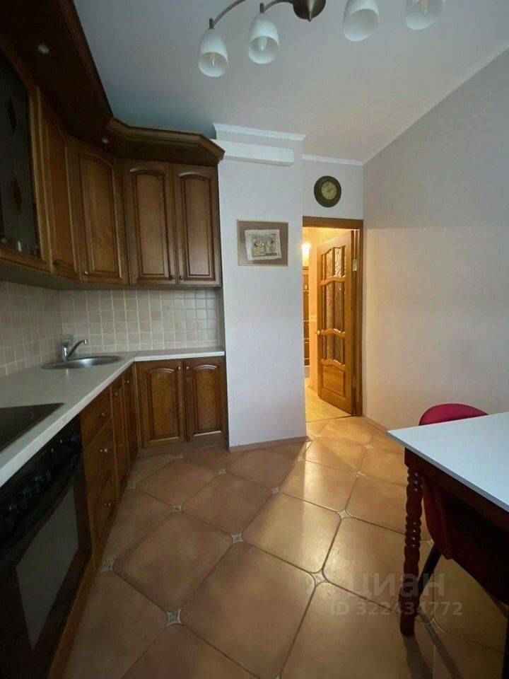 2-комнатная квартира, 55 м² — фотография 3