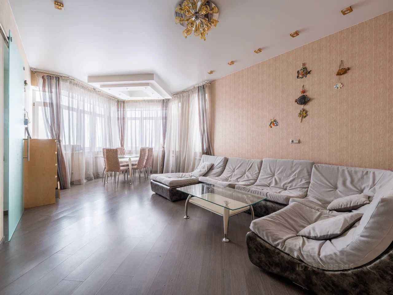 5-комнатная квартира, 145 м² — фотография 2