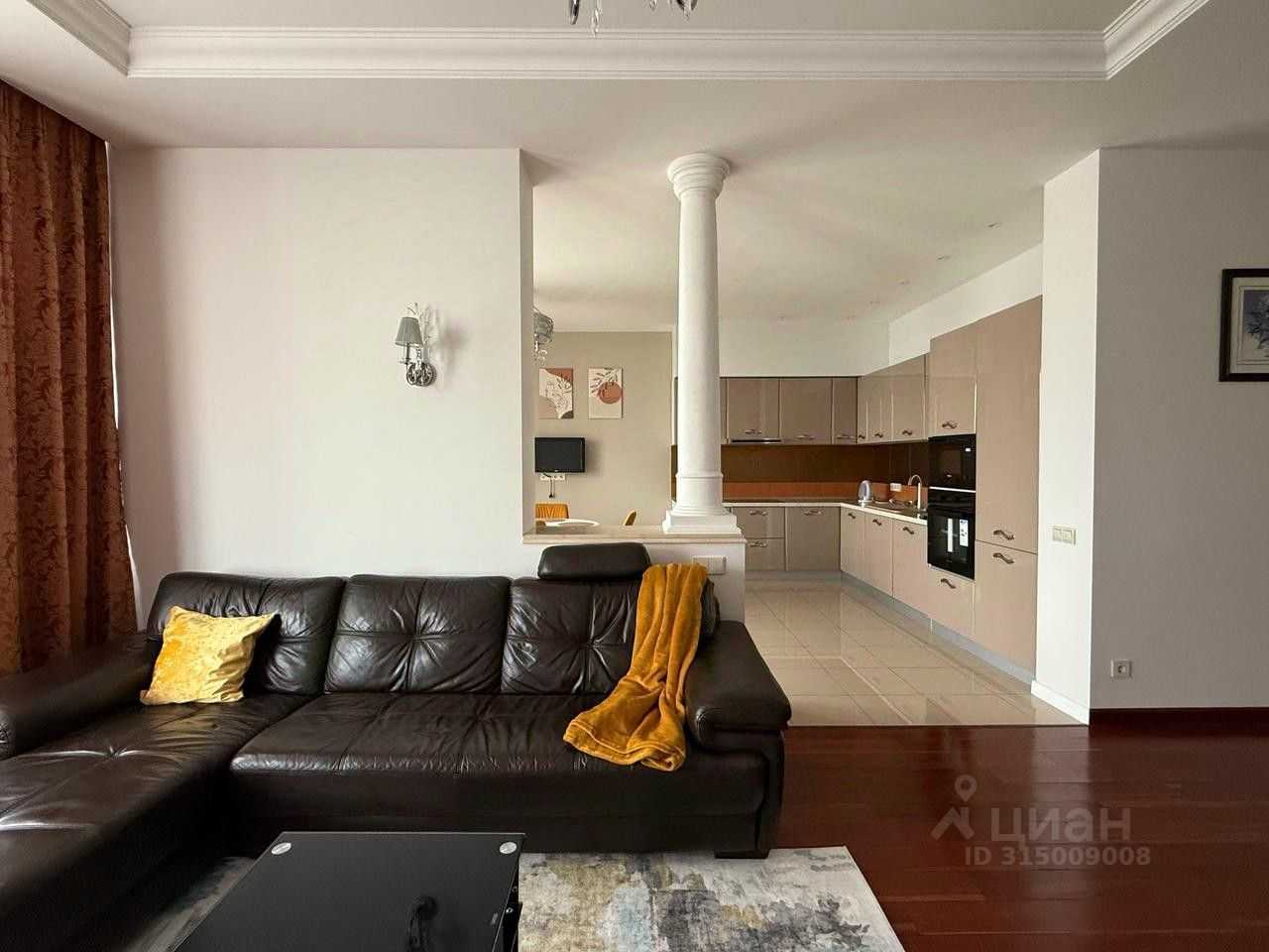 3-комнатная квартира, 130 м²