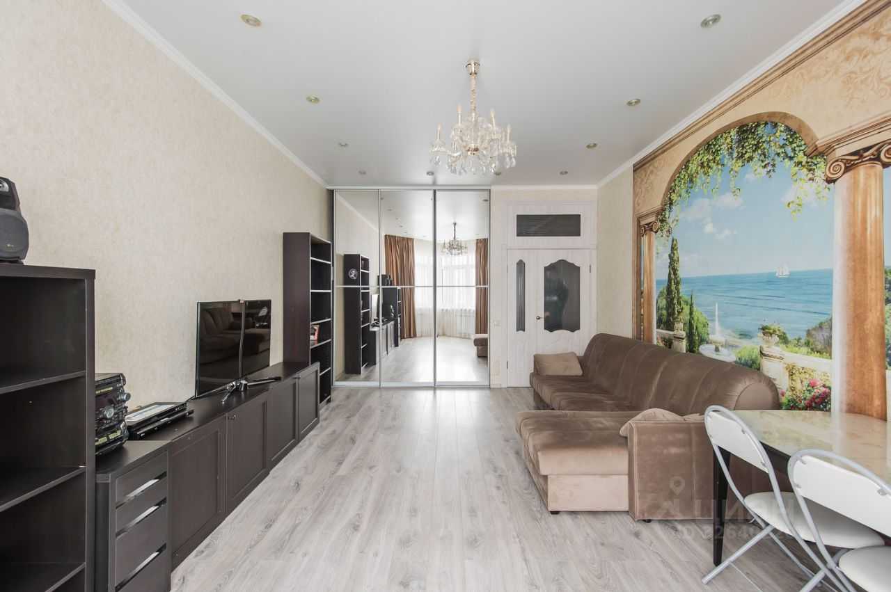 2-комнатная квартира, 64 м² — фотография 2