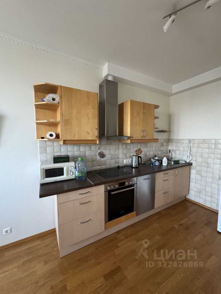 1-комнатная квартира, 60 м² — фотография 3