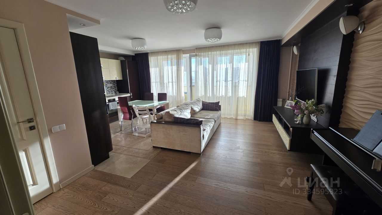 3-комнатная квартира, 90 м² — фотография 2