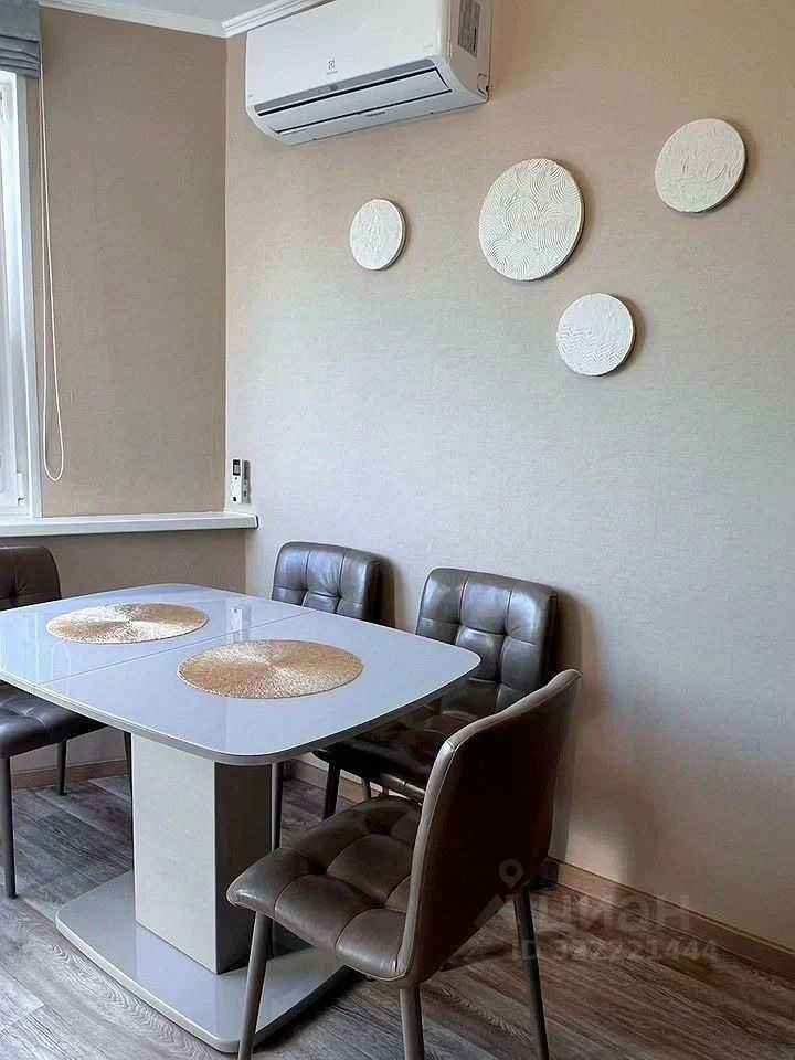 2-комнатная квартира, 64 м² — фотография 3