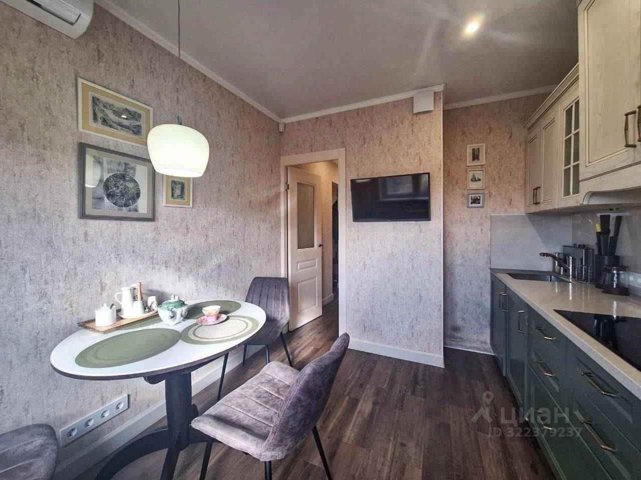 2-комнатная квартира, 53 м² — фотография 2