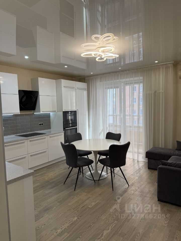4-комнатная квартира, 103 м² — фотография 3