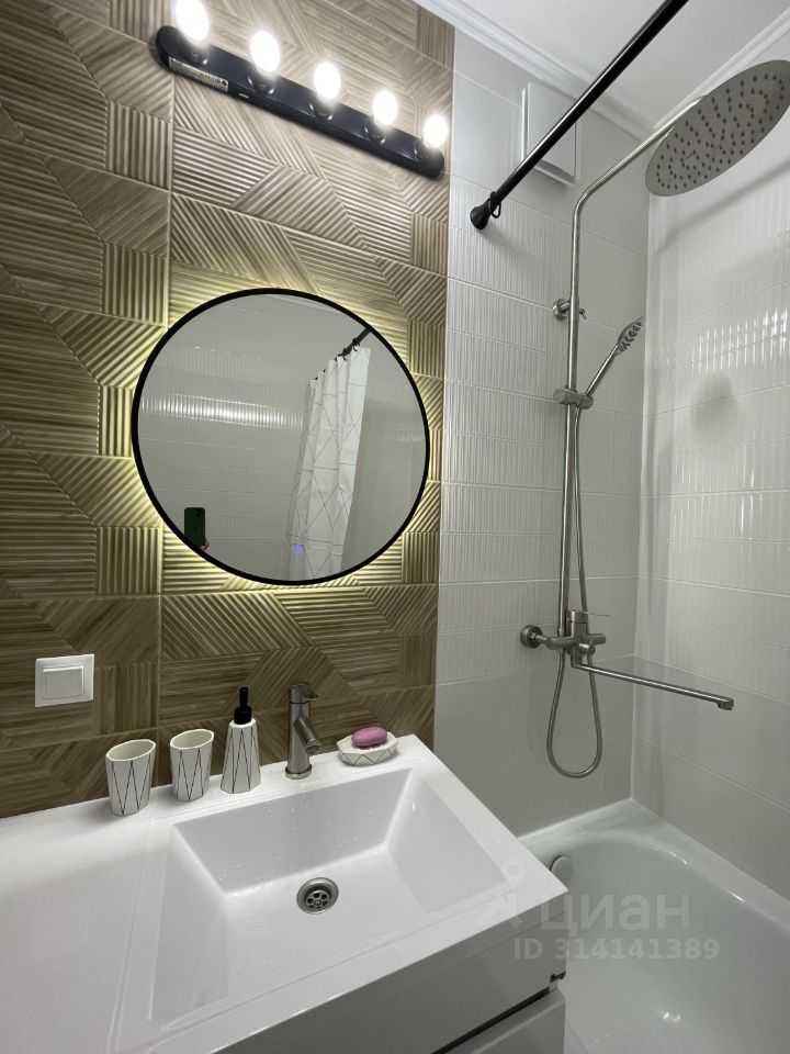 2-комнатная квартира, 60 м² — фотография 2