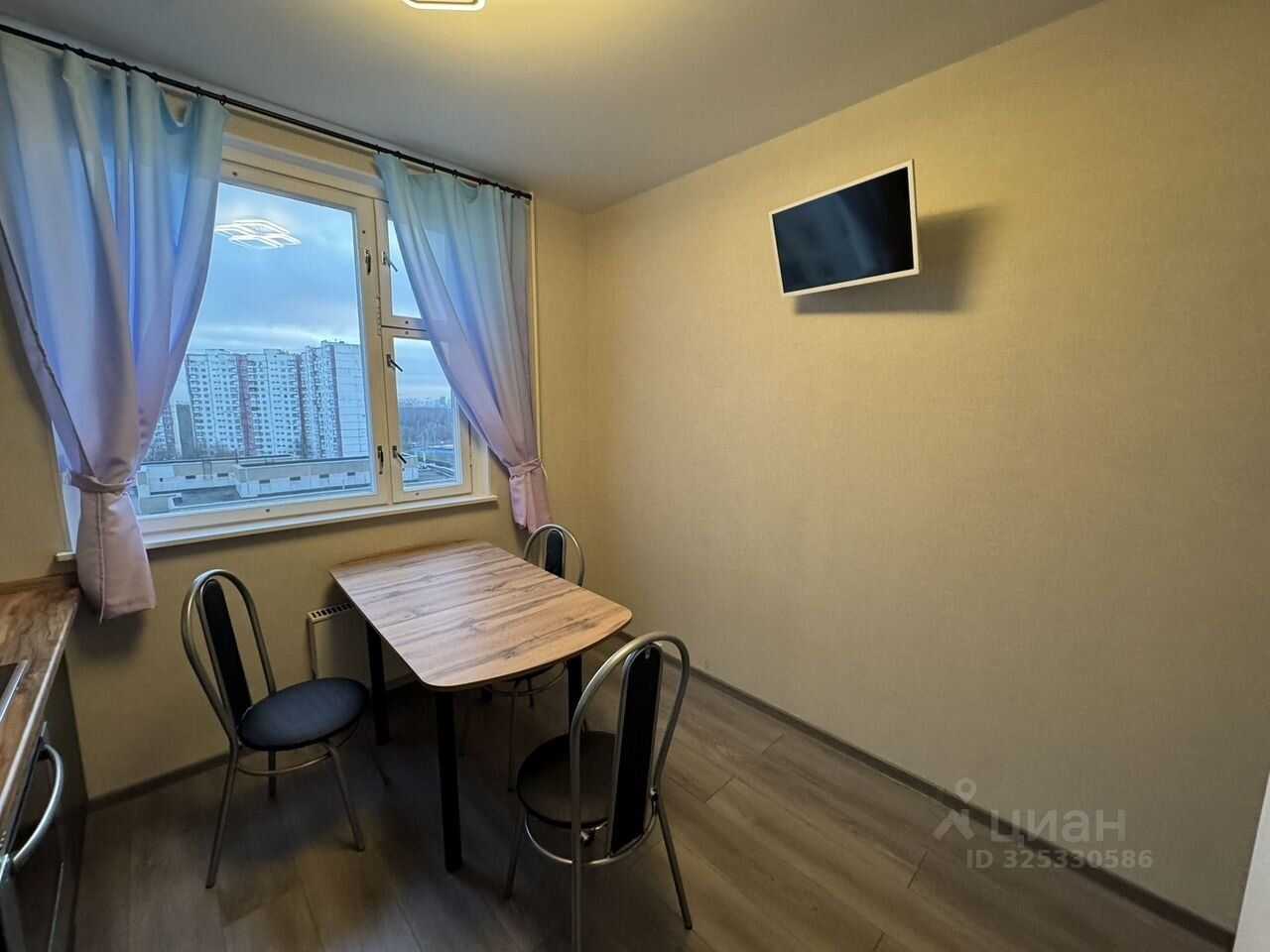2-комнатная квартира, 55 м² — фотография 3