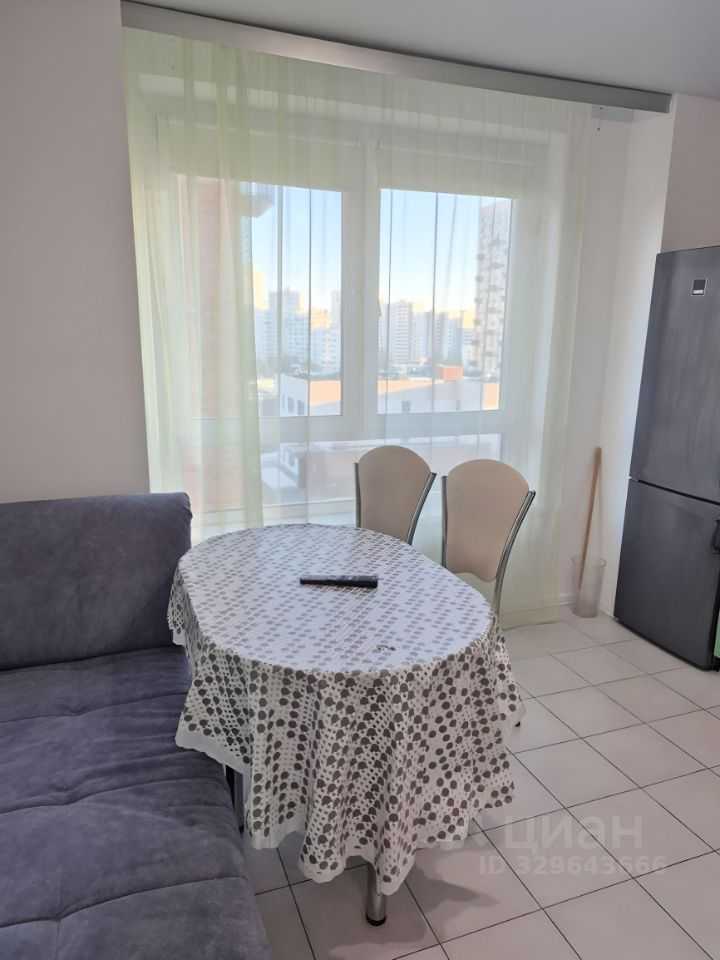 2-комнатная квартира, 55 м² — фотография 3
