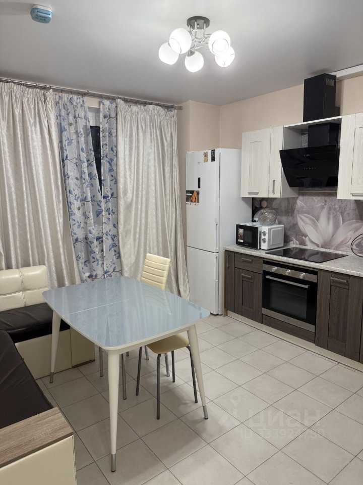 2-комнатная квартира, 55 м² — фотография 3