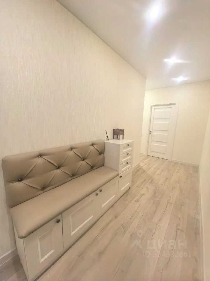 2-комнатная квартира, 62 м² — фотография 2