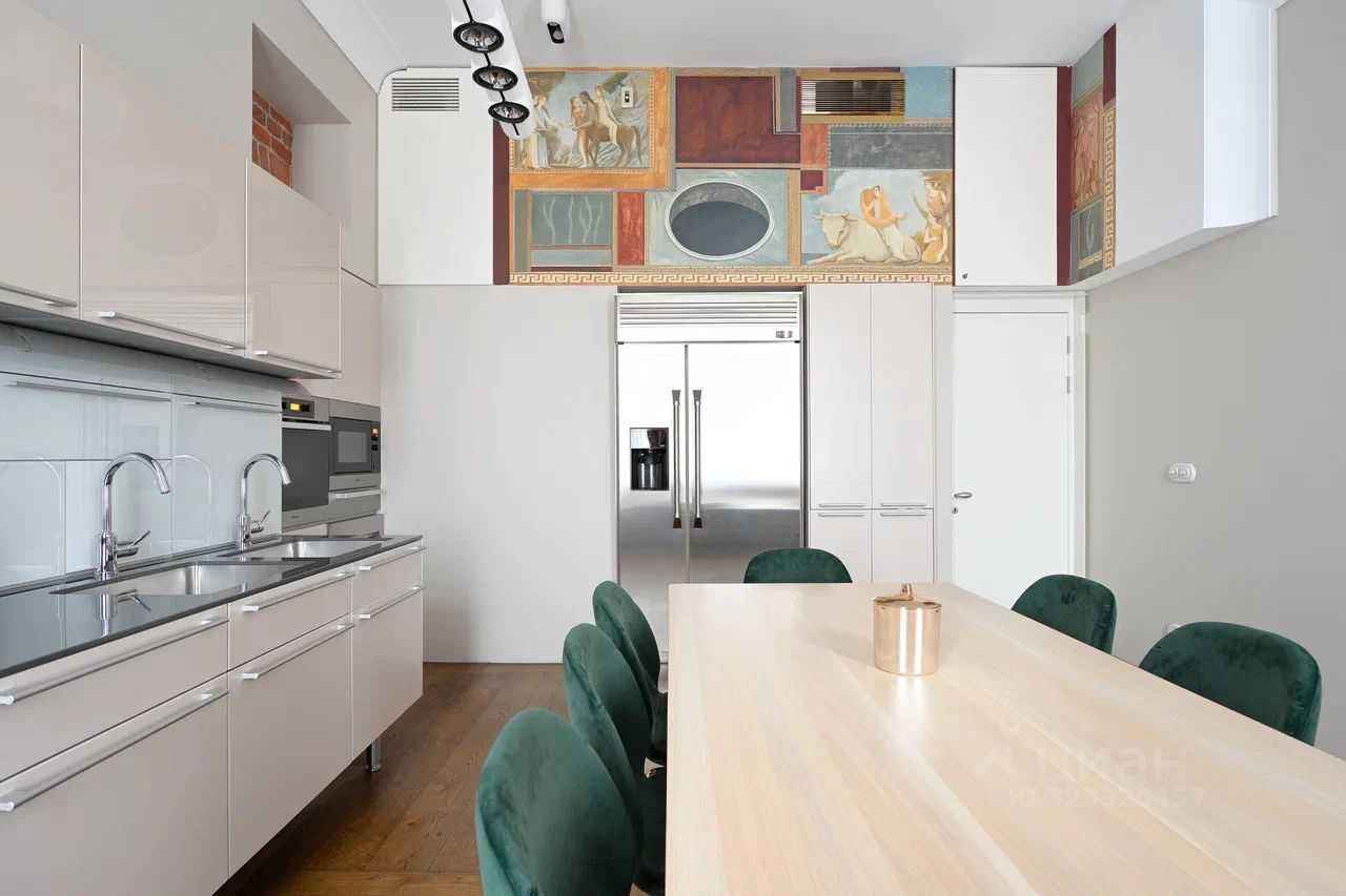 3-комнатная квартира, 129,8 м² — фотография 2