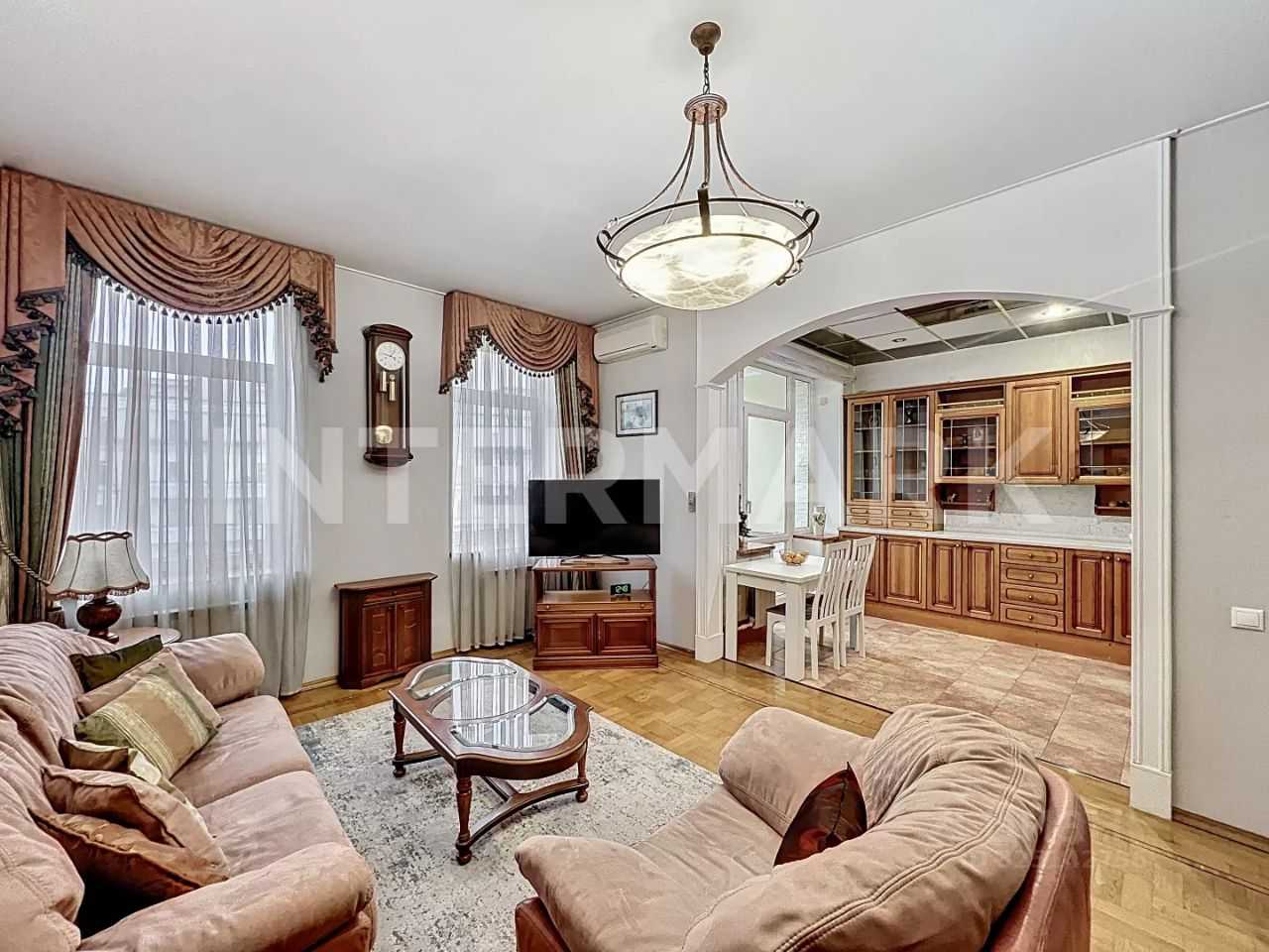 2-комнатная квартира, 70 м² — фотография 2