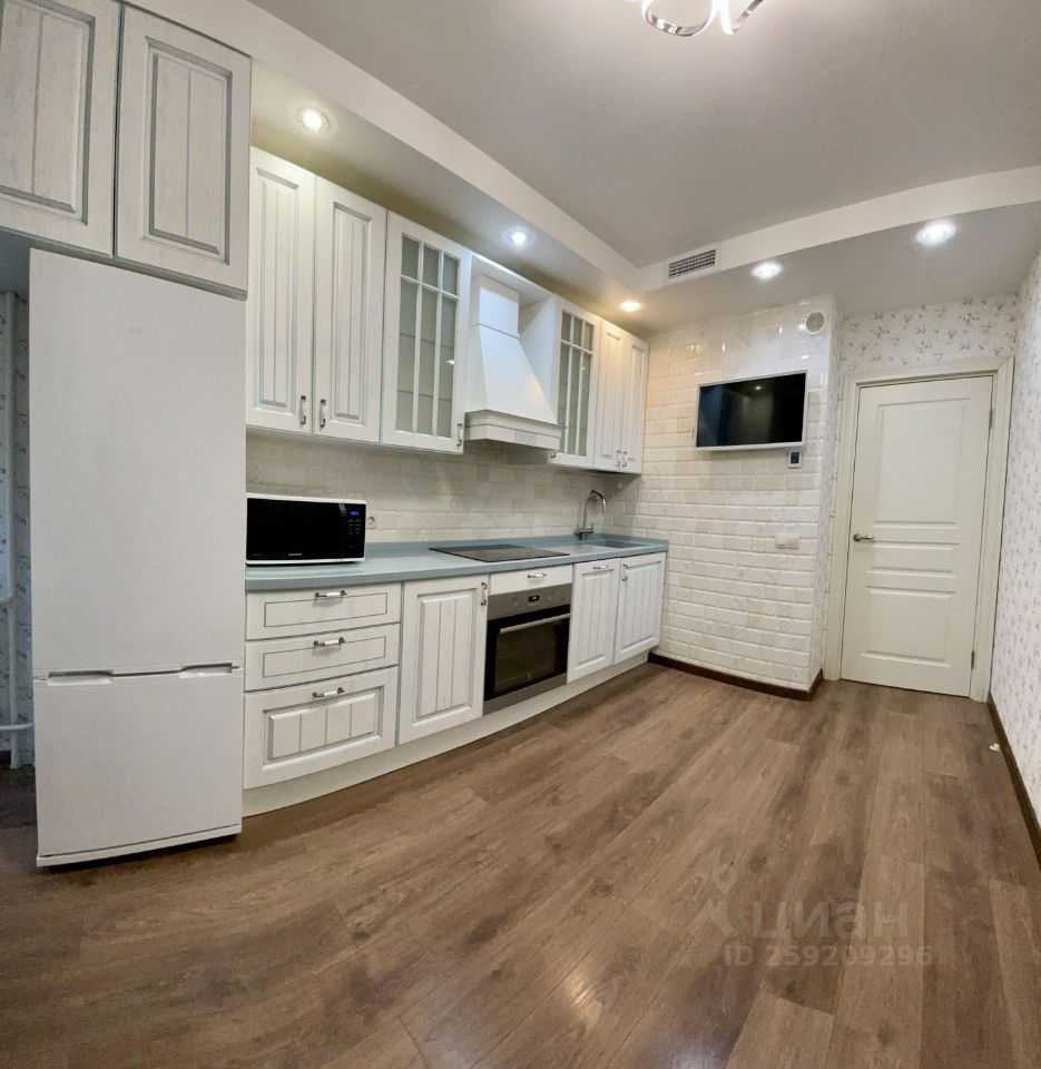 3-комнатная квартира, 82 м² — фотография 2