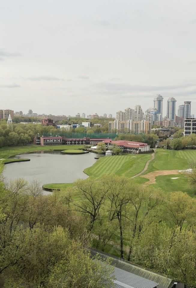 4-комнатная квартира, 150 м²