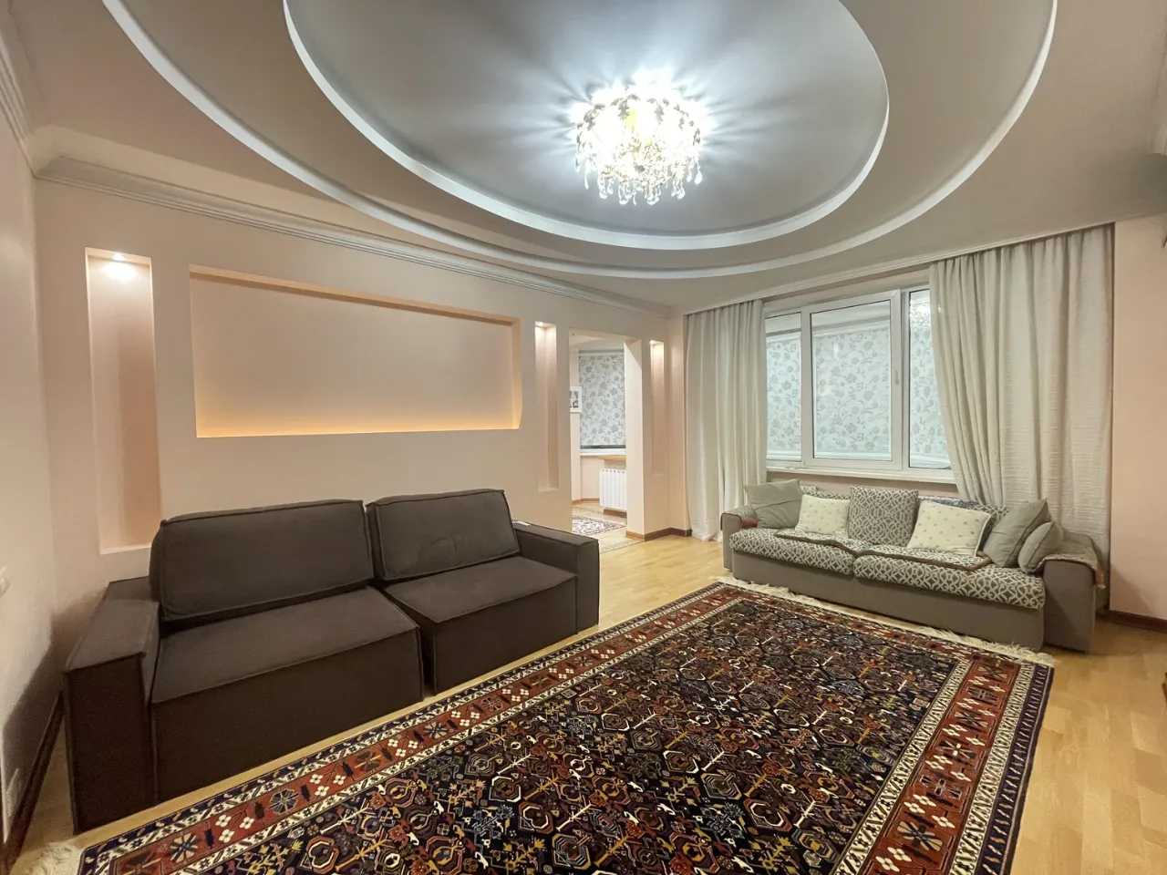 3-комнатная квартира, 90 м² — фотография 2