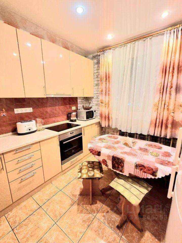 2-комнатная квартира, 56 м² — фотография 3