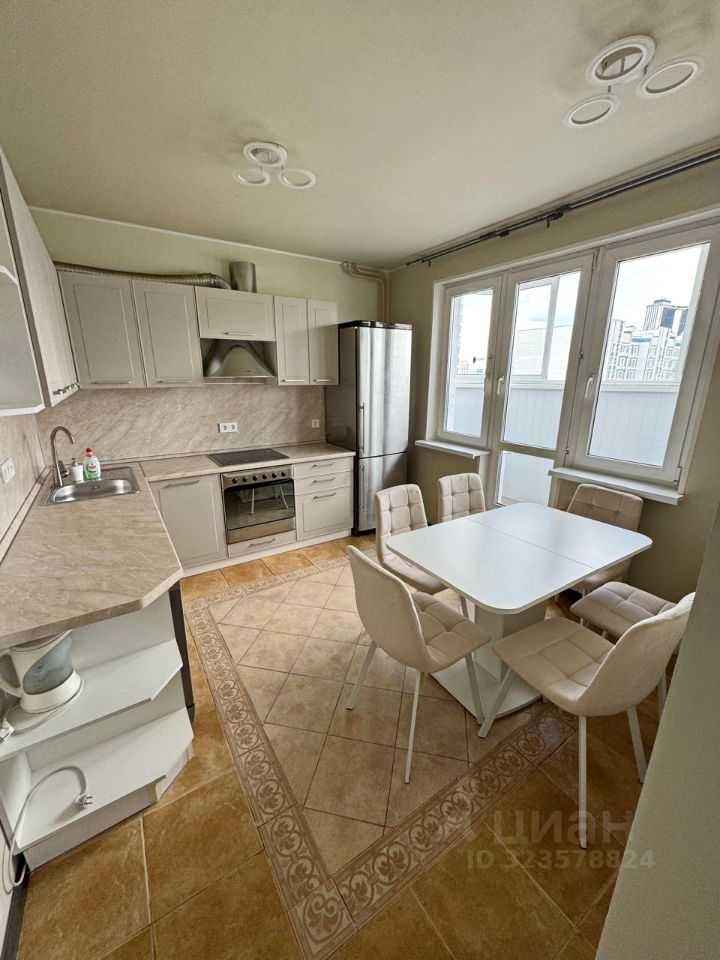 3-комнатная квартира, 82 м²