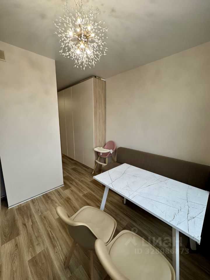 2-комнатная квартира, 58 м² — фотография 2