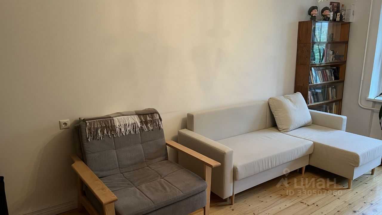 2-комнатная квартира, 42,7 м² — фотография 2