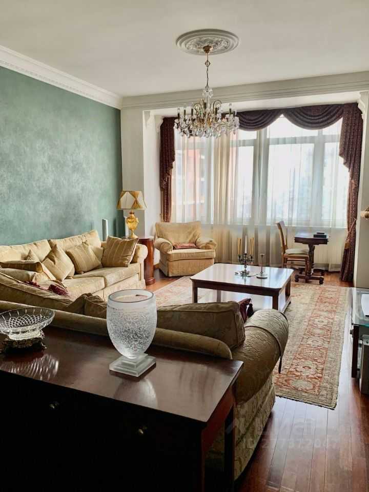 4-комнатная квартира, 148 м²