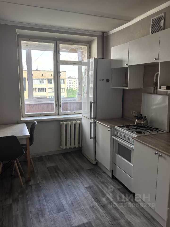 1-комнатная квартира, 35 м² — фотография 2