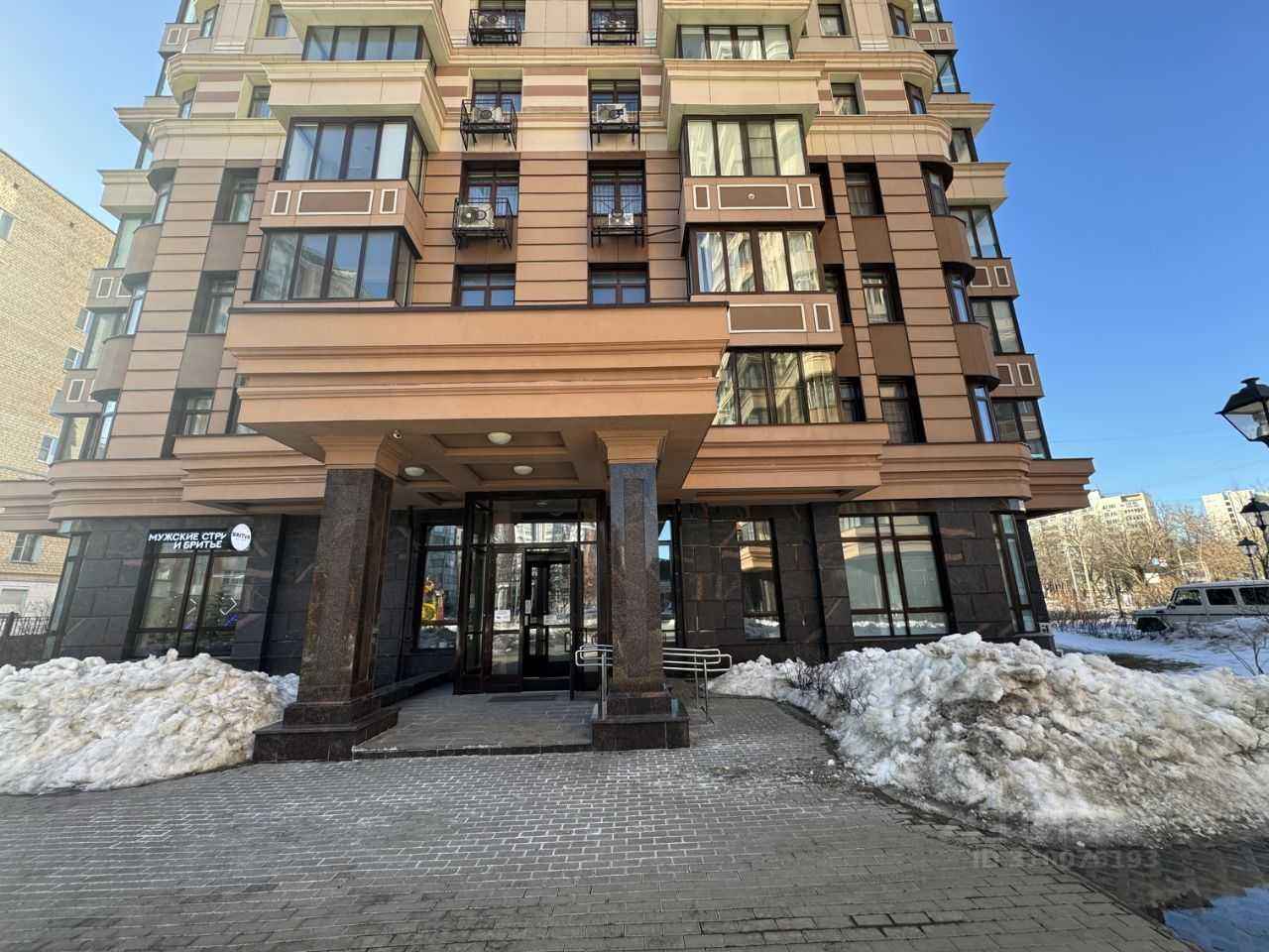 2-комнатная квартира, 56 м² — фотография 2
