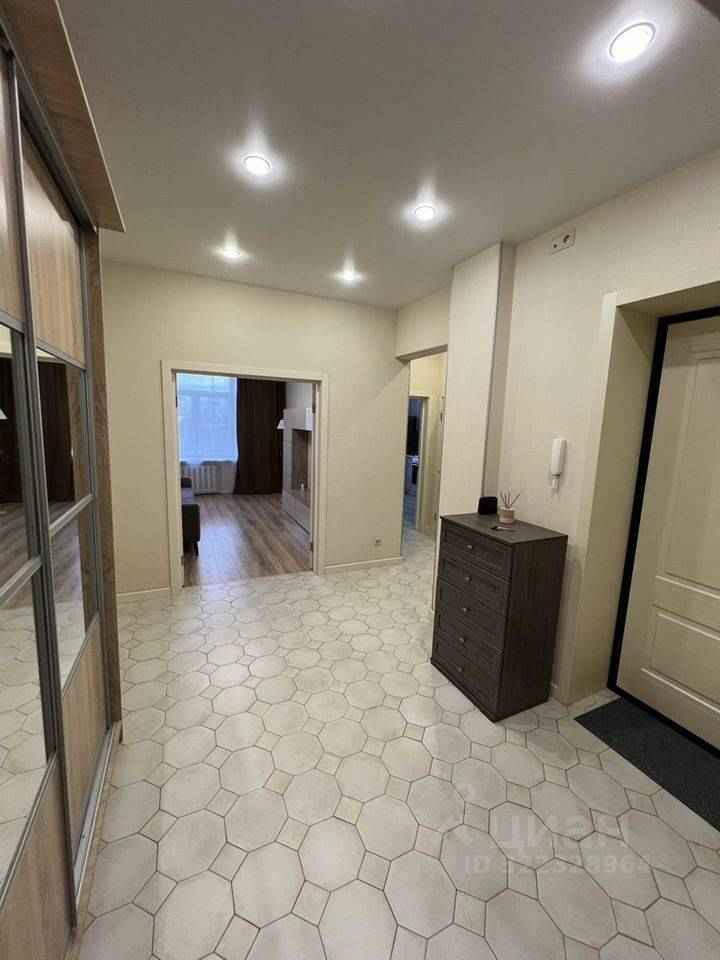 2-комнатная квартира, 62 м² — фотография 2