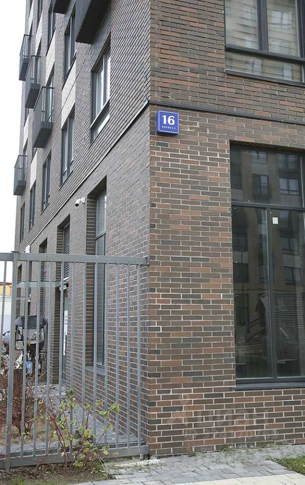 2-комнатная квартира, 63 м² — фотография 2