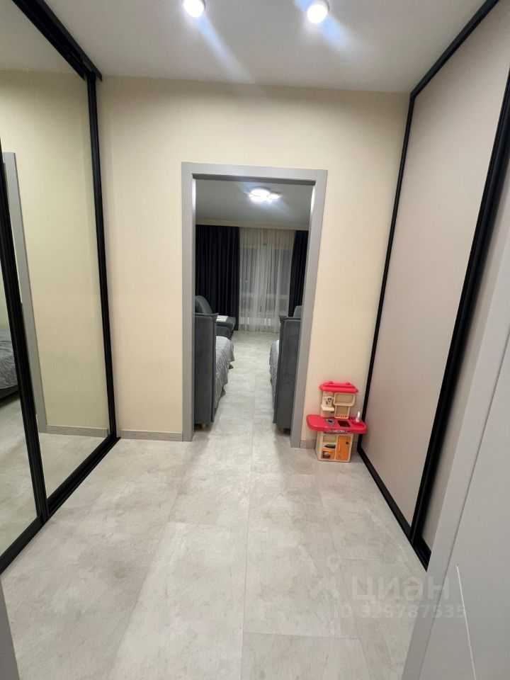 4-комнатная квартира, 120 м² — фотография 3