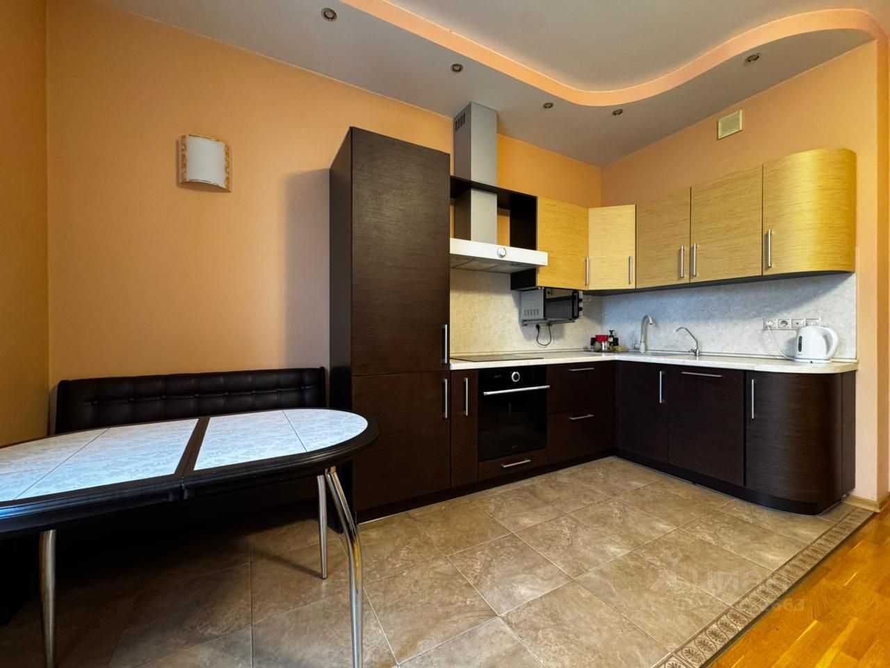 2-комнатная квартира, 60 м² — фотография 2