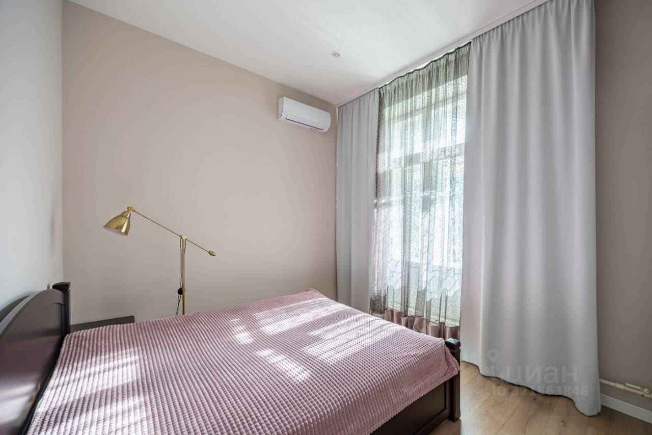 2-комнатная квартира, 56 м² — фотография 3