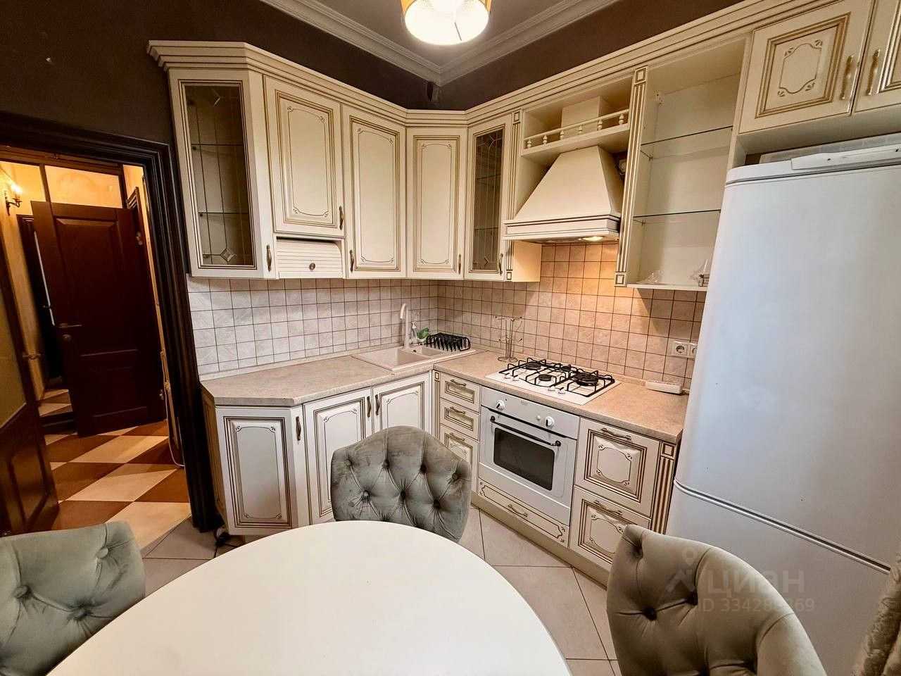 2-комнатная квартира, 55 м² — фотография 2