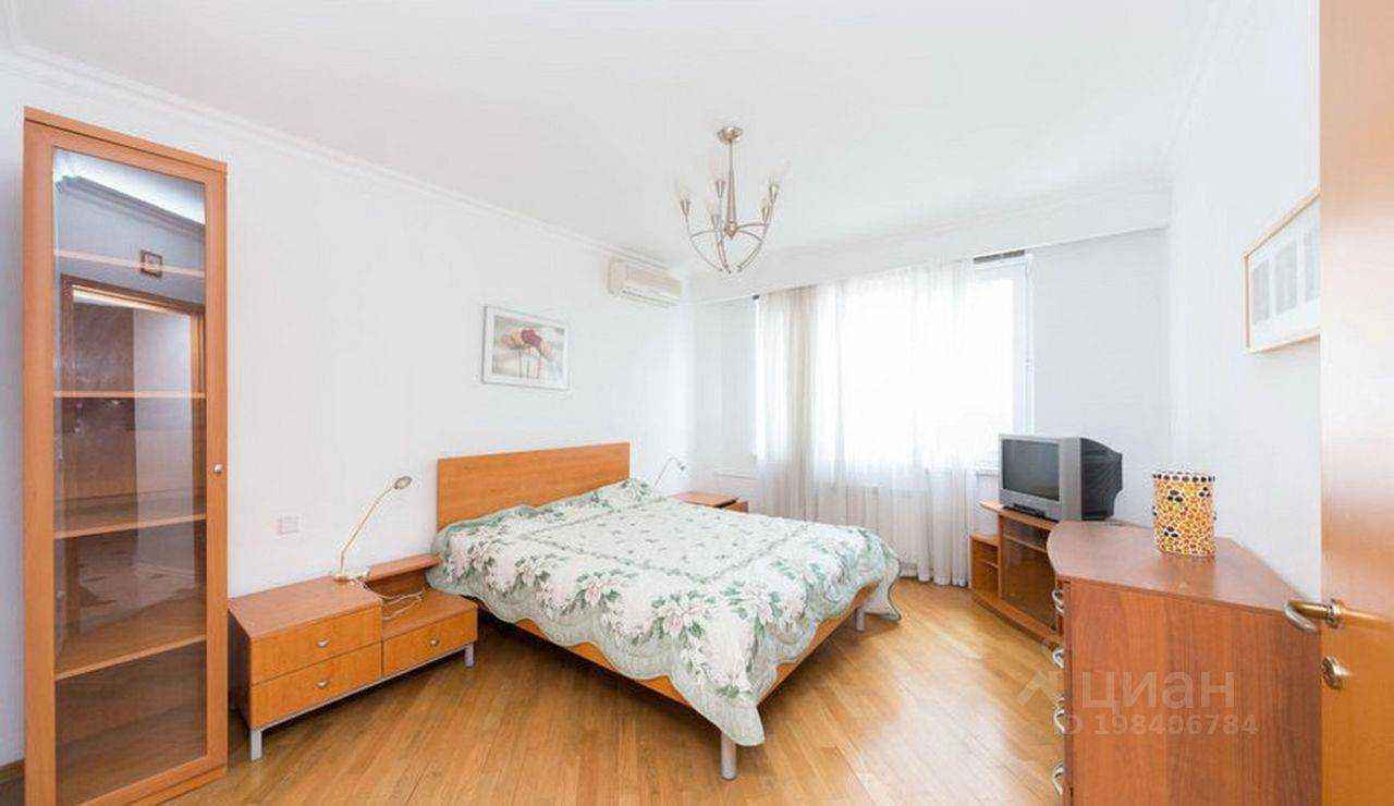 4-комнатная квартира, 125 м² — фотография 3