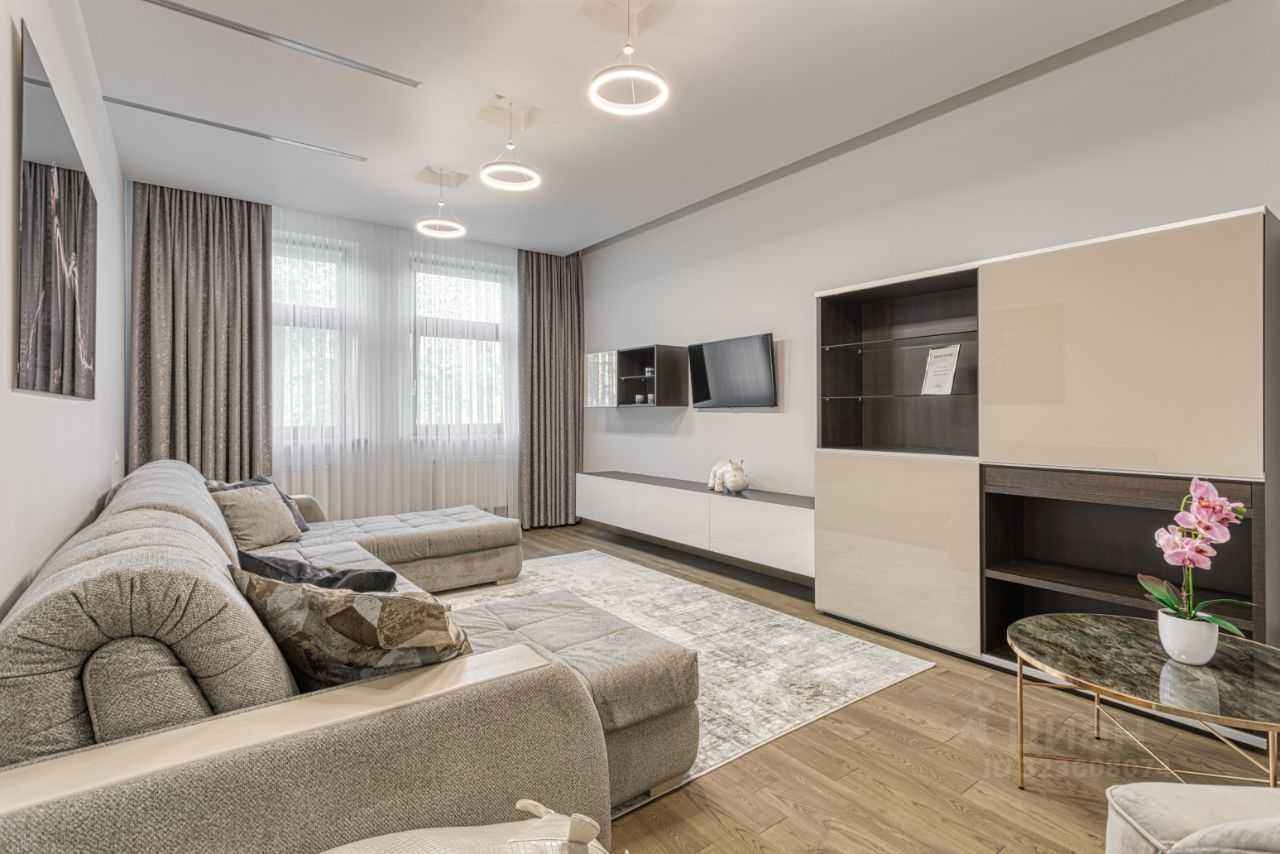 2-комнатная квартира, 76 м²