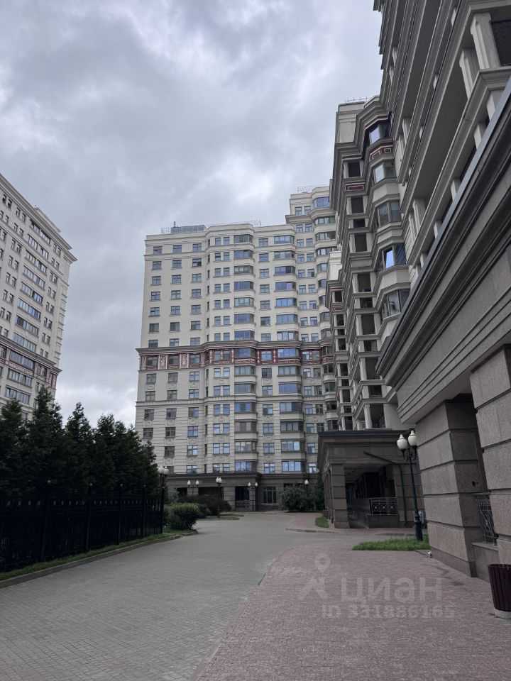 2-комнатная квартира, 56 м² — фотография 2