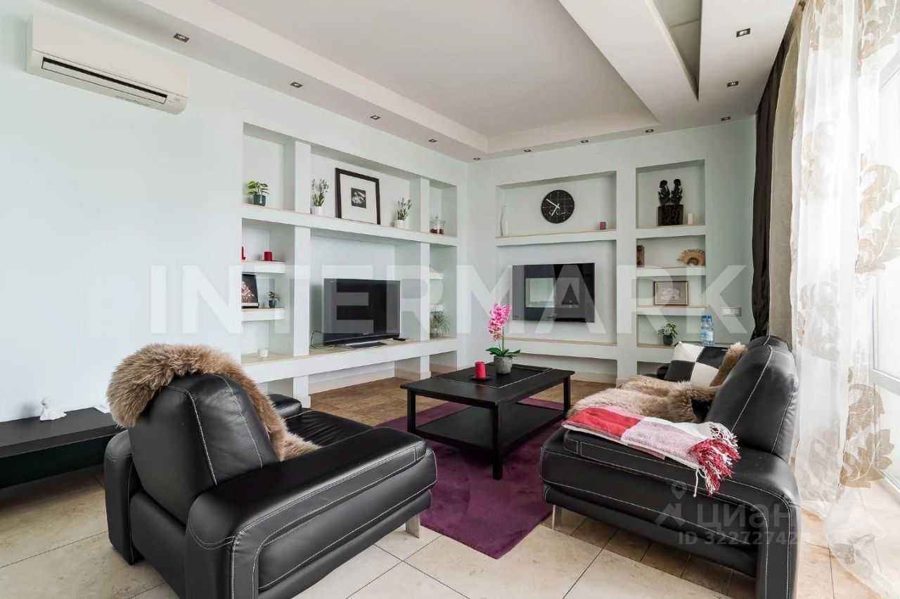 3-комнатная квартира, 140 м² — фотография 2