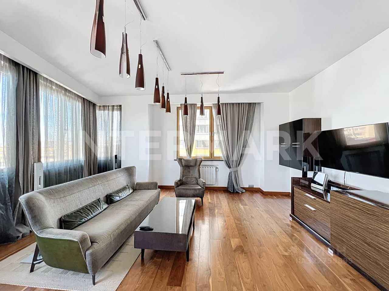 4-комнатная квартира, 157 м² — фотография 3