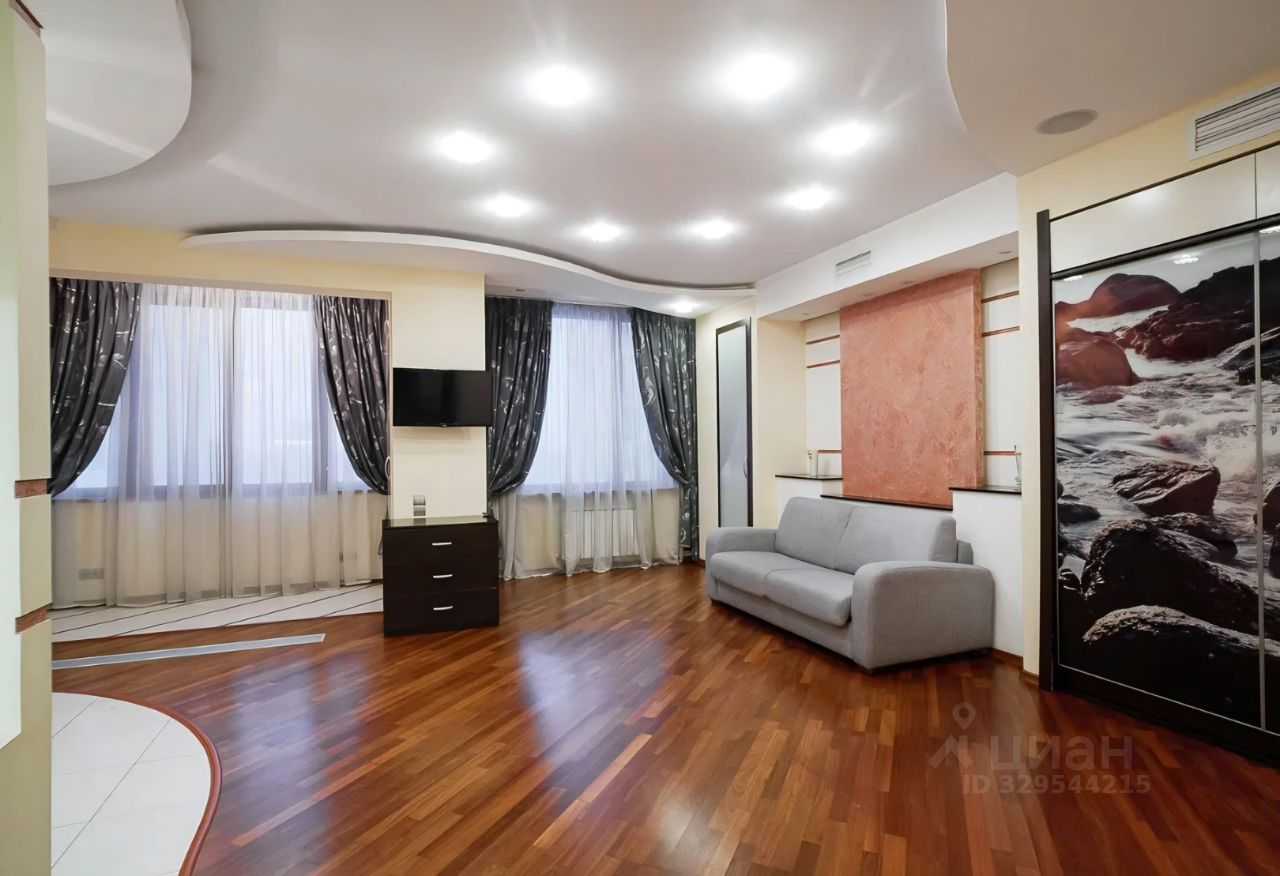 1-комнатная квартира, 62 м² — фотография 2