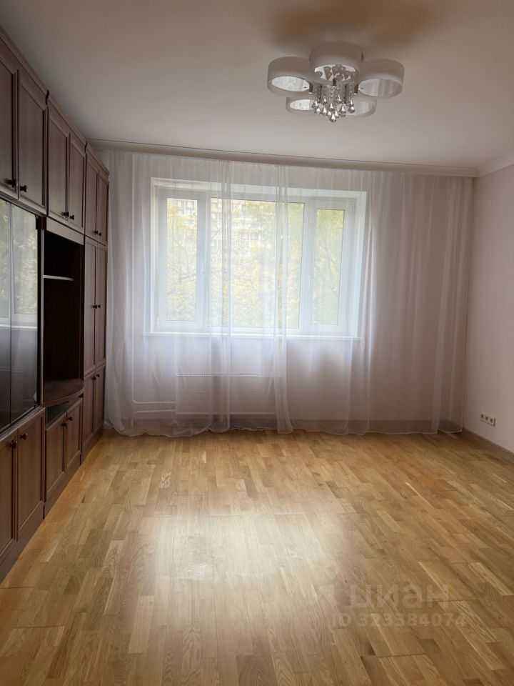 2-комнатная квартира, 52 м² — фотография 2