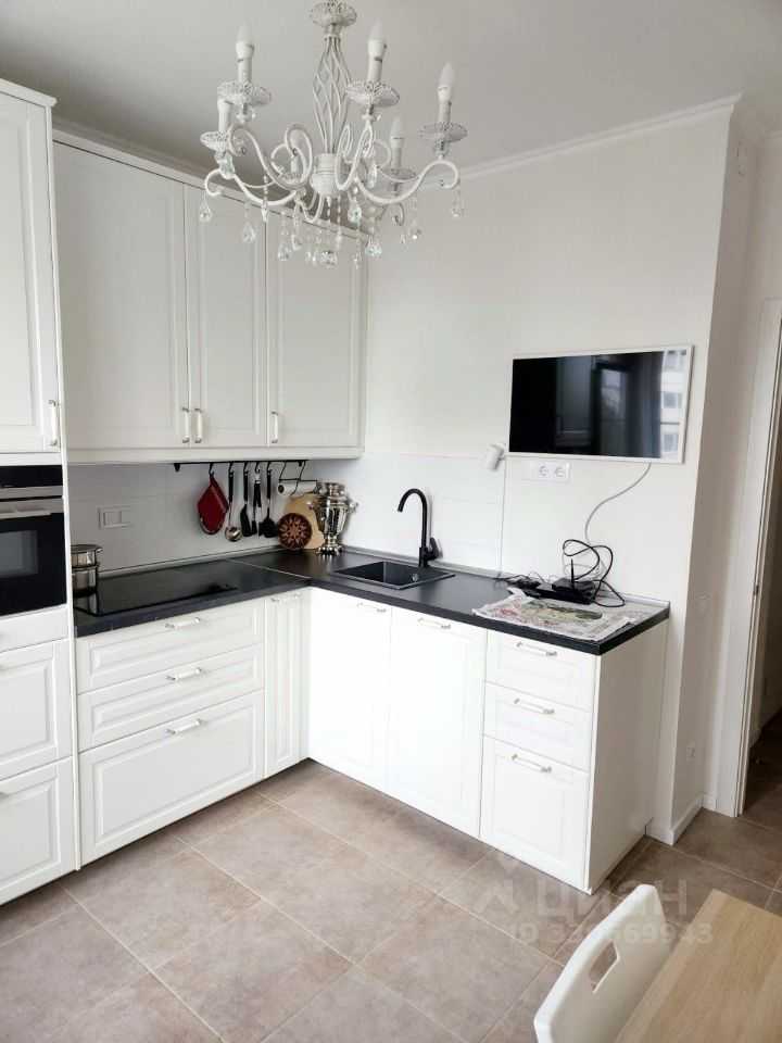1-комнатная квартира, 42 м² — фотография 2