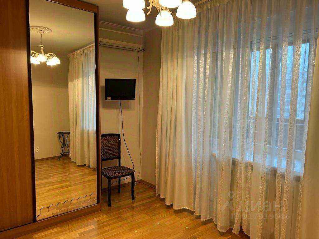 2-комнатная квартира, 61 м² — фотография 3