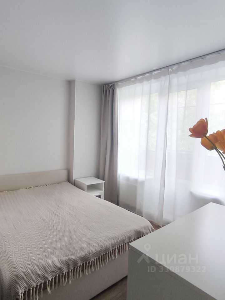 1-комнатная квартира, 32 м² — фотография 2