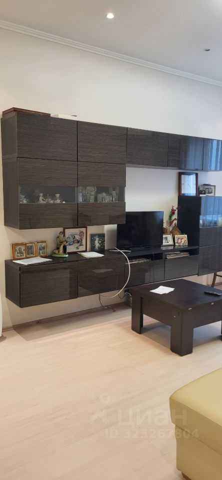 1-комнатная квартира, 52 м² — фотография 2
