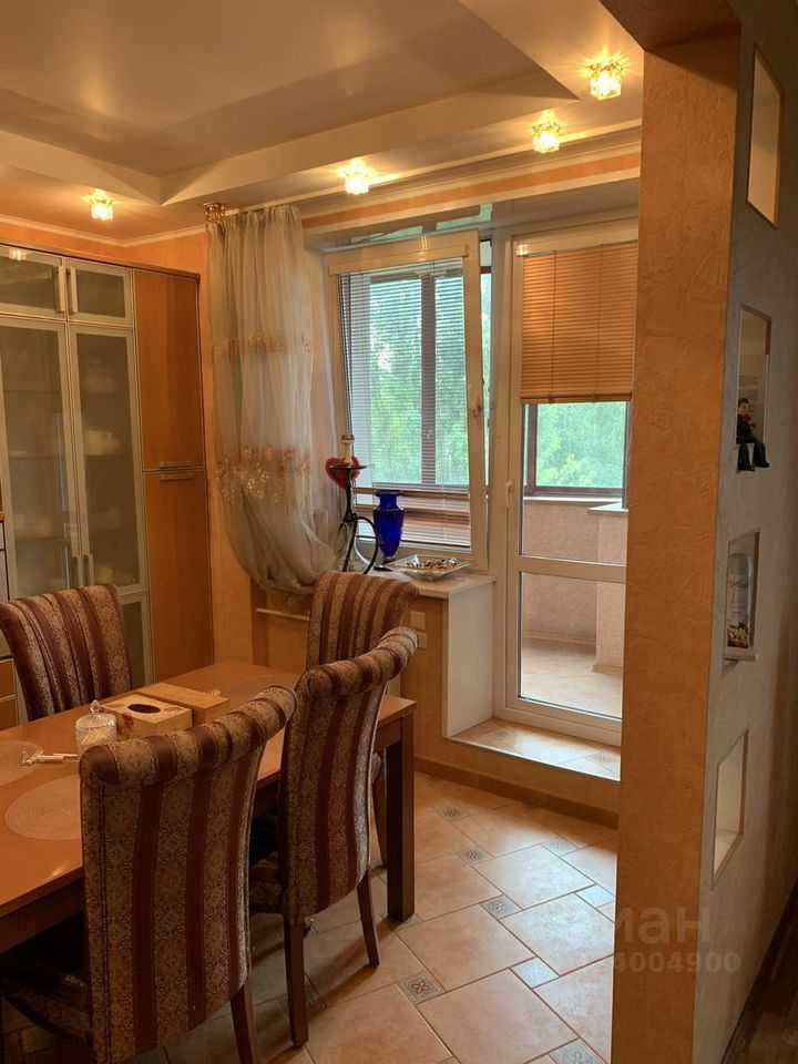 4-комнатная квартира, 143 м² — фотография 2