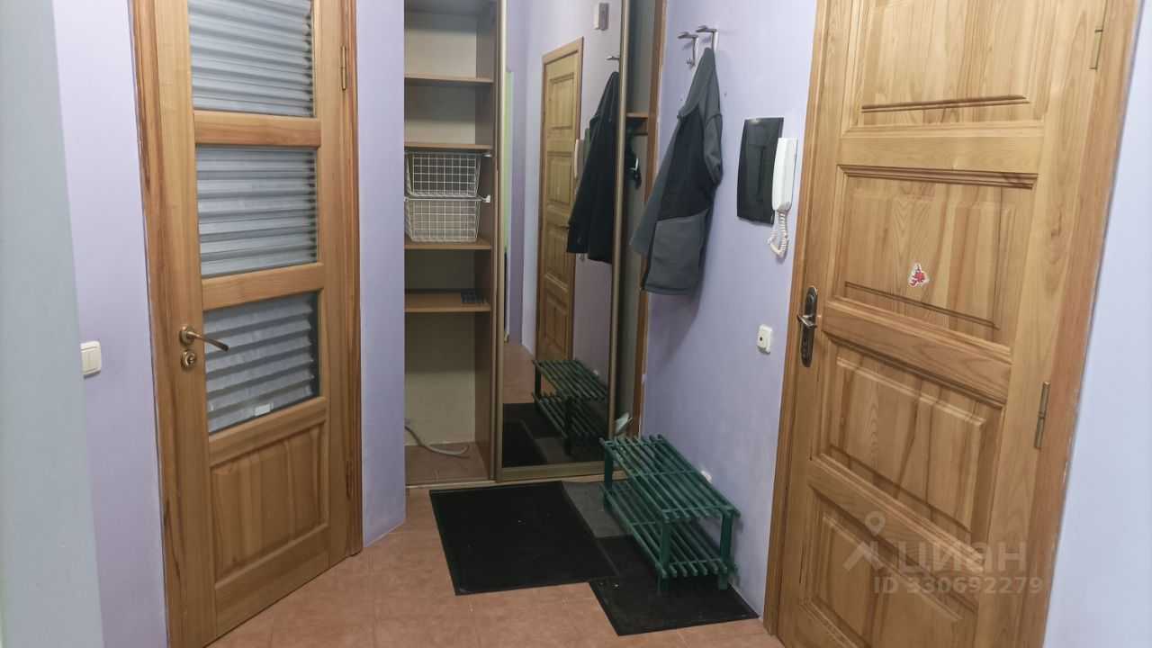 2-комнатная квартира, 70 м² — фотография 2