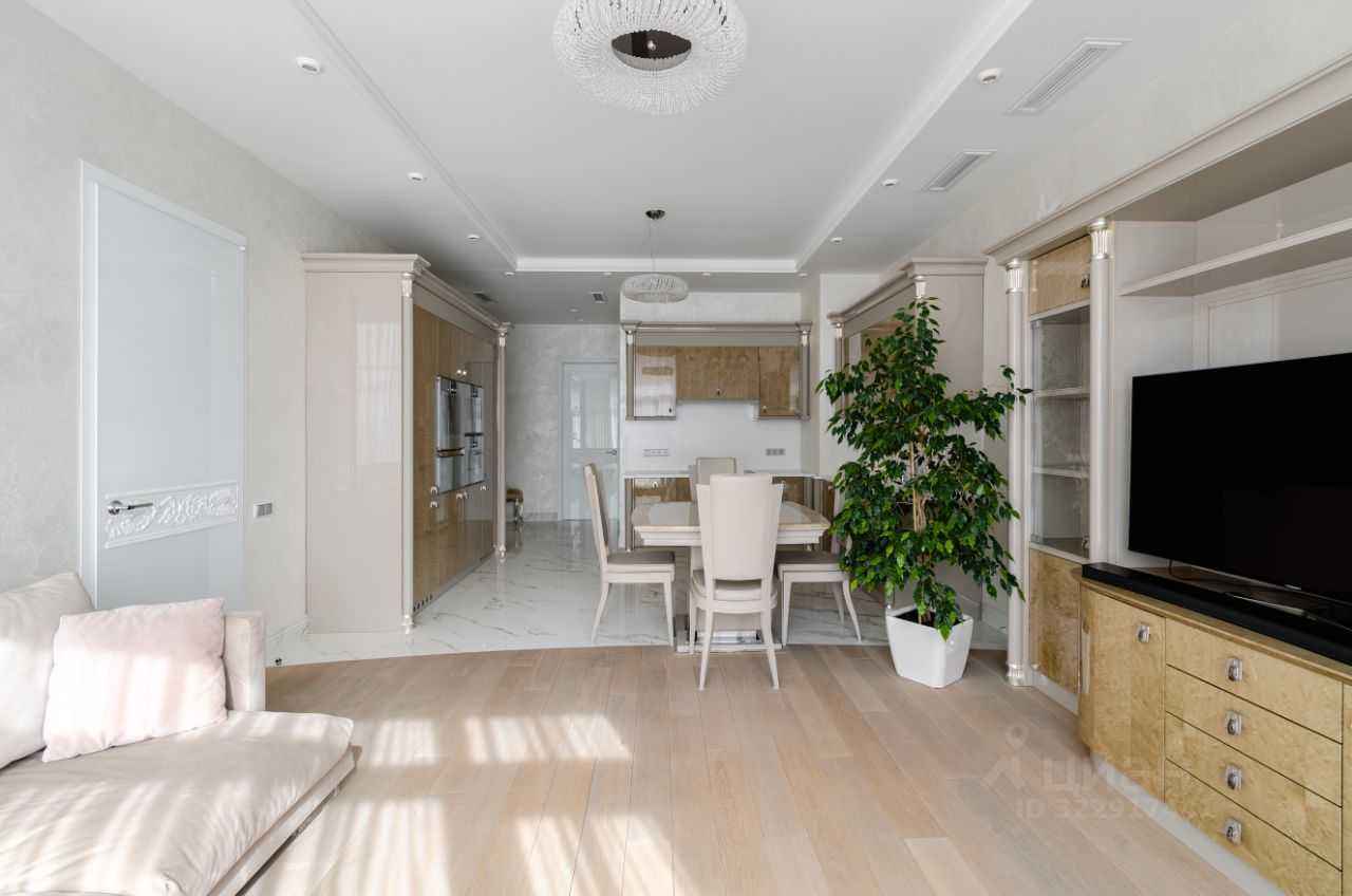 3-комнатная квартира, 110 м² — фотография 3