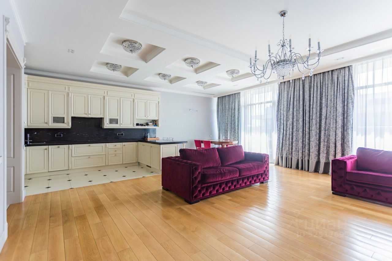 4-комнатная квартира, 158 м²