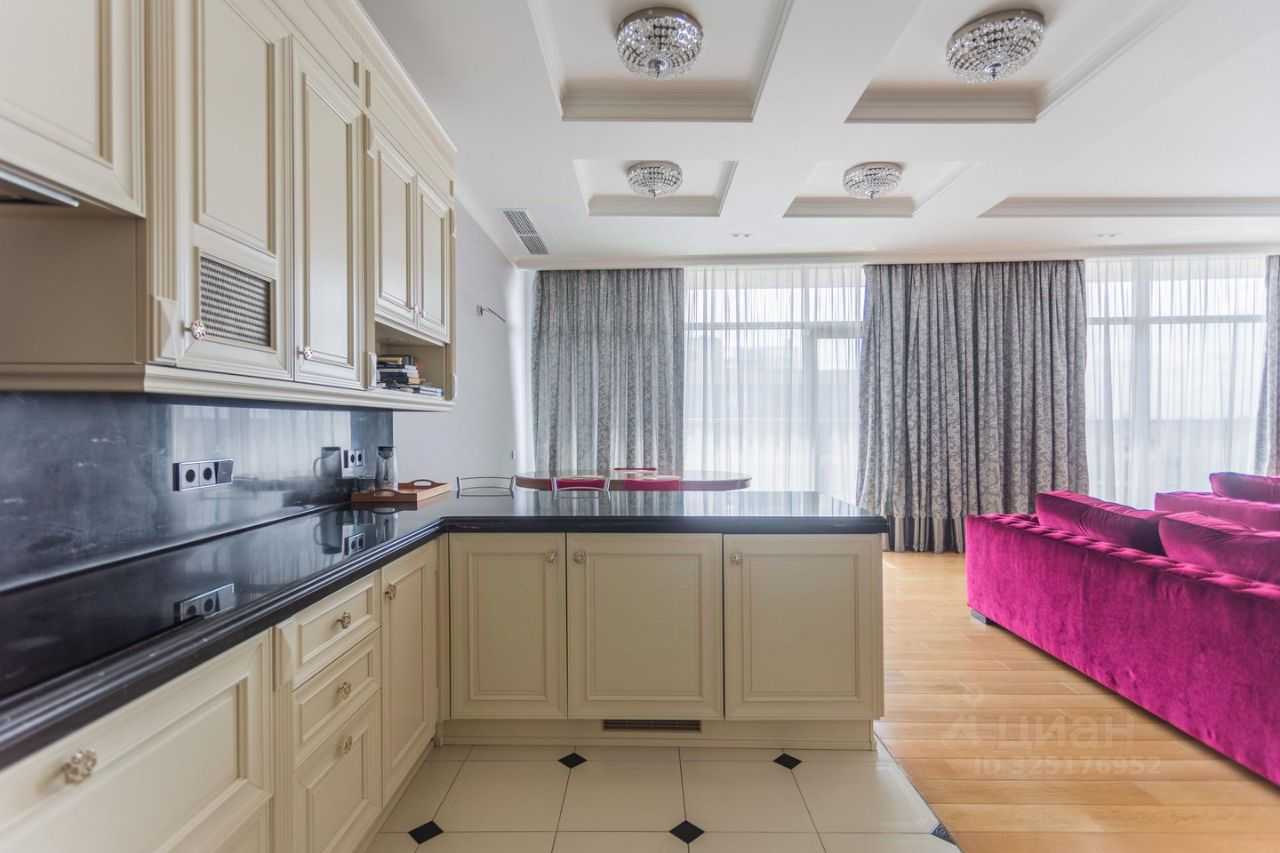 4-комнатная квартира, 158 м² — фотография 3