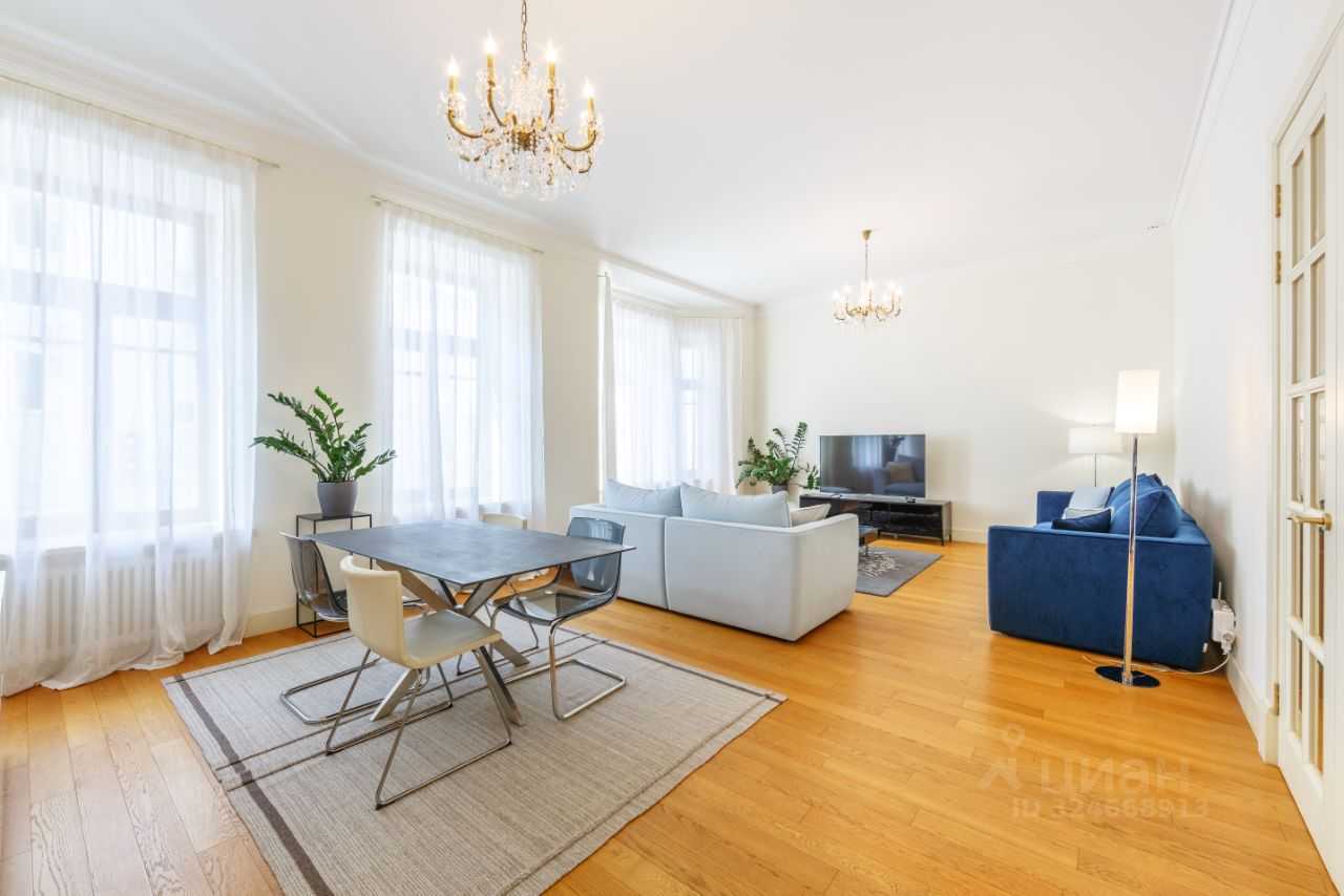 4-комнатная квартира, 145 м²