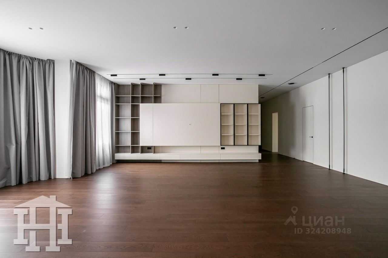 4-комнатная квартира, 250,3 м² — фотография 3